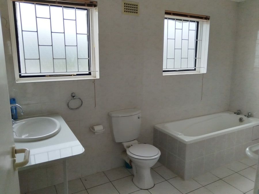 3 Bedroom Property for Sale in Cayman Beach Western Cape